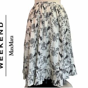 Weekend Max mara white black embroidered floral